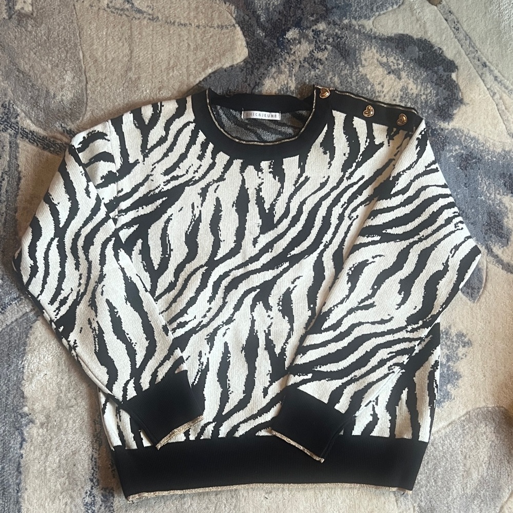 Chic & Jjeune ladies top